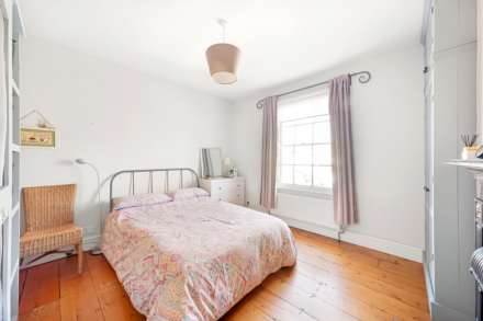 Chestnut Grove, New Malden, Image 8