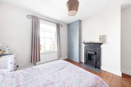 Chestnut Grove, New Malden, Image 9
