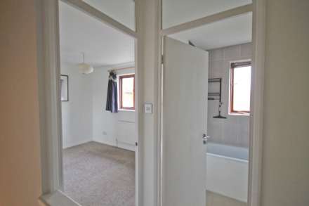 Virginia Close, New Malden, Image 7