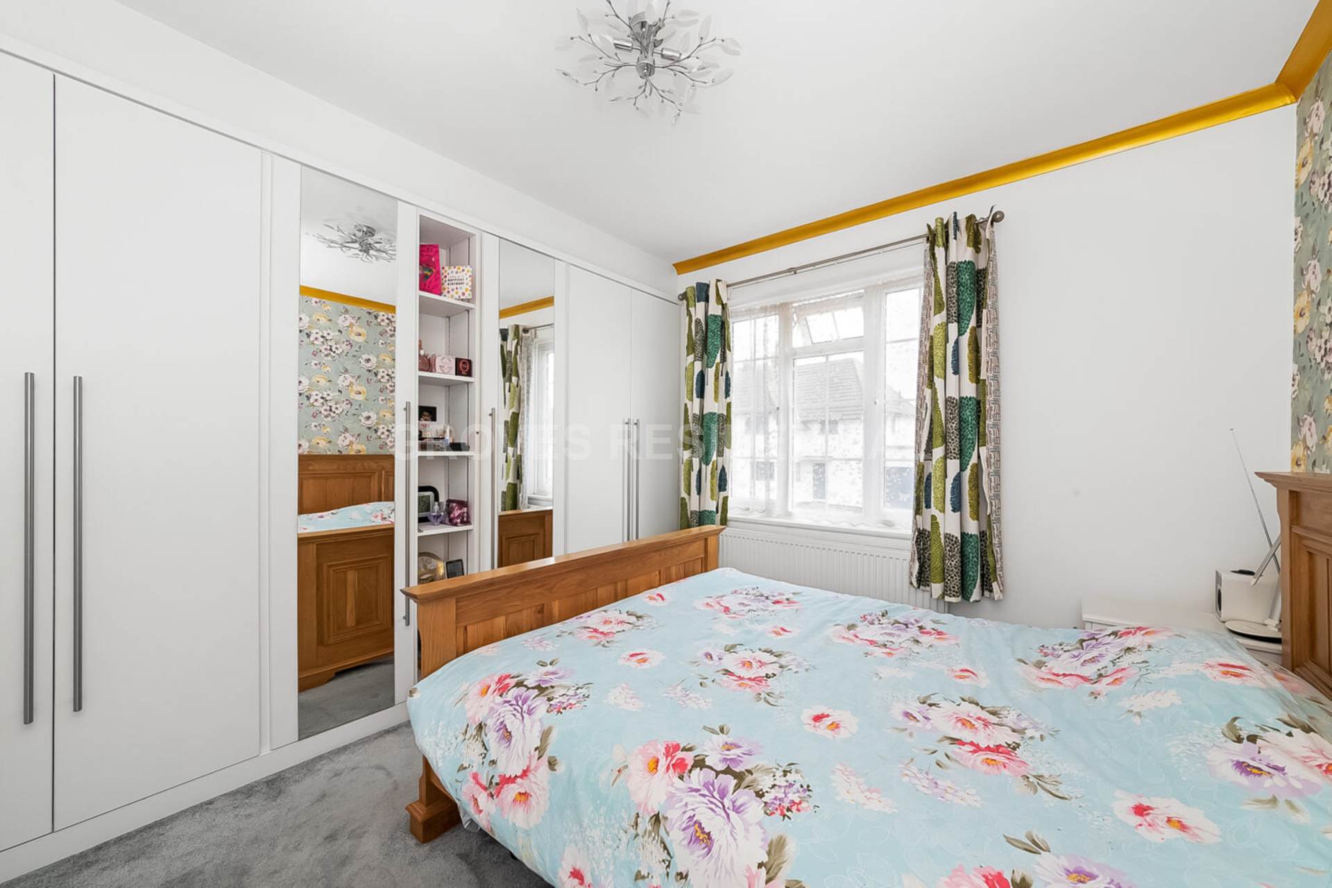 The Crescent, New Malden, Image 8