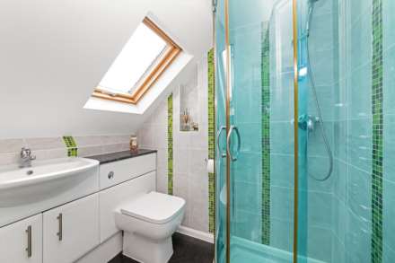 The Crescent, New Malden, Image 11