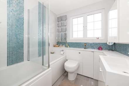 The Crescent, New Malden, Image 6