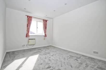 Holmwood Court, New Malden, Image 6