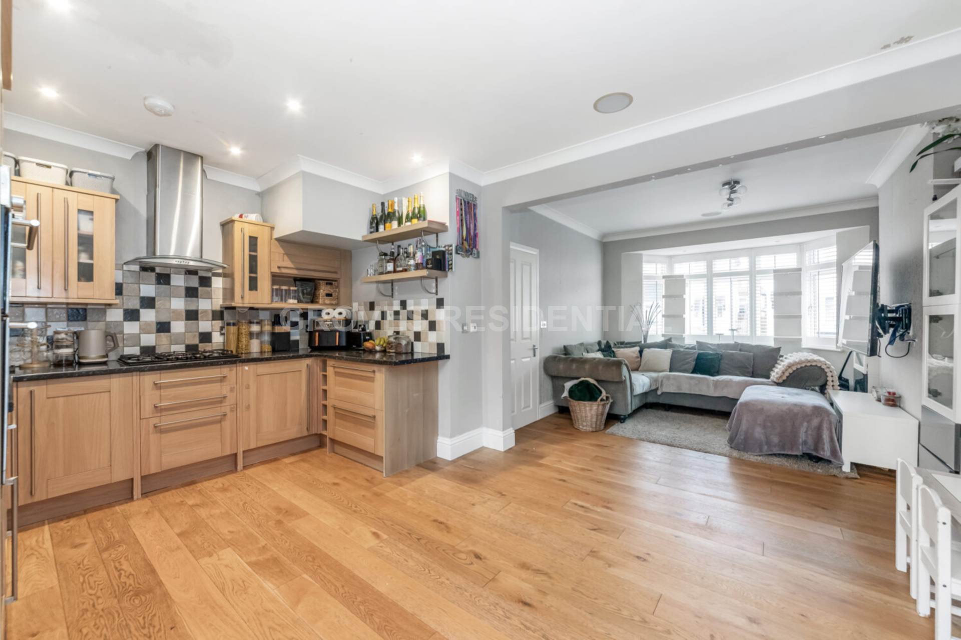 Phyllis Avenue, Motspur Park, Image 4