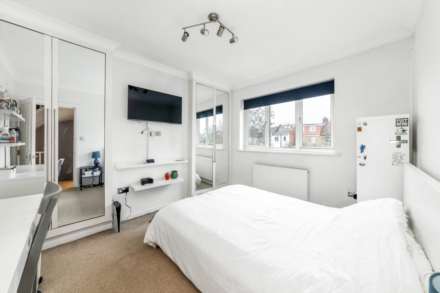 Phyllis Avenue, Motspur Park, Image 10