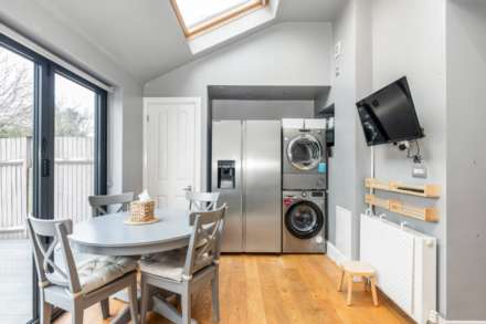 Phyllis Avenue, Motspur Park, Image 5