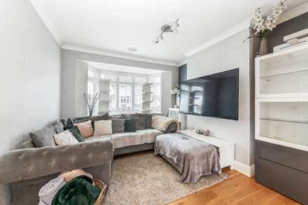 Phyllis Avenue, Motspur Park, Image 7