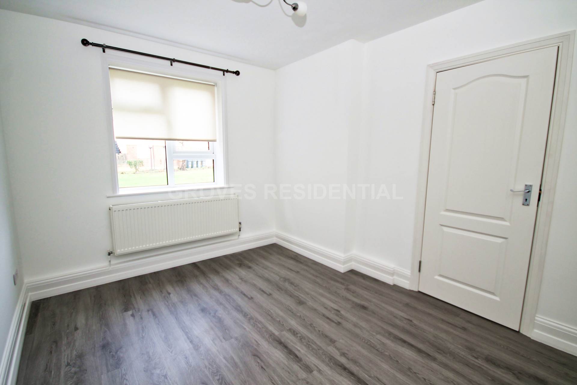 Aboyne Drive, London, Image 6