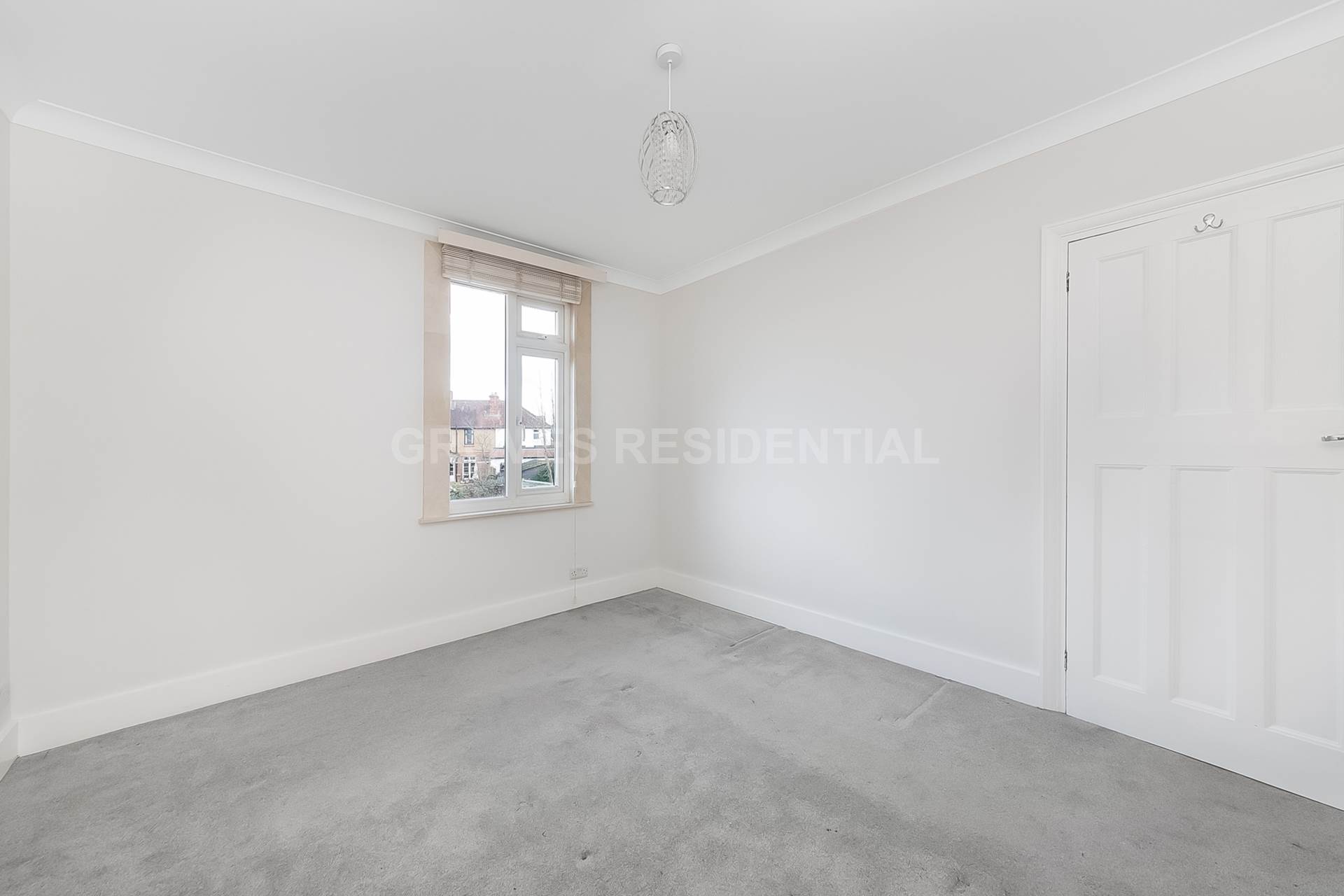 Myrtle Grove, New Malden, Image 12