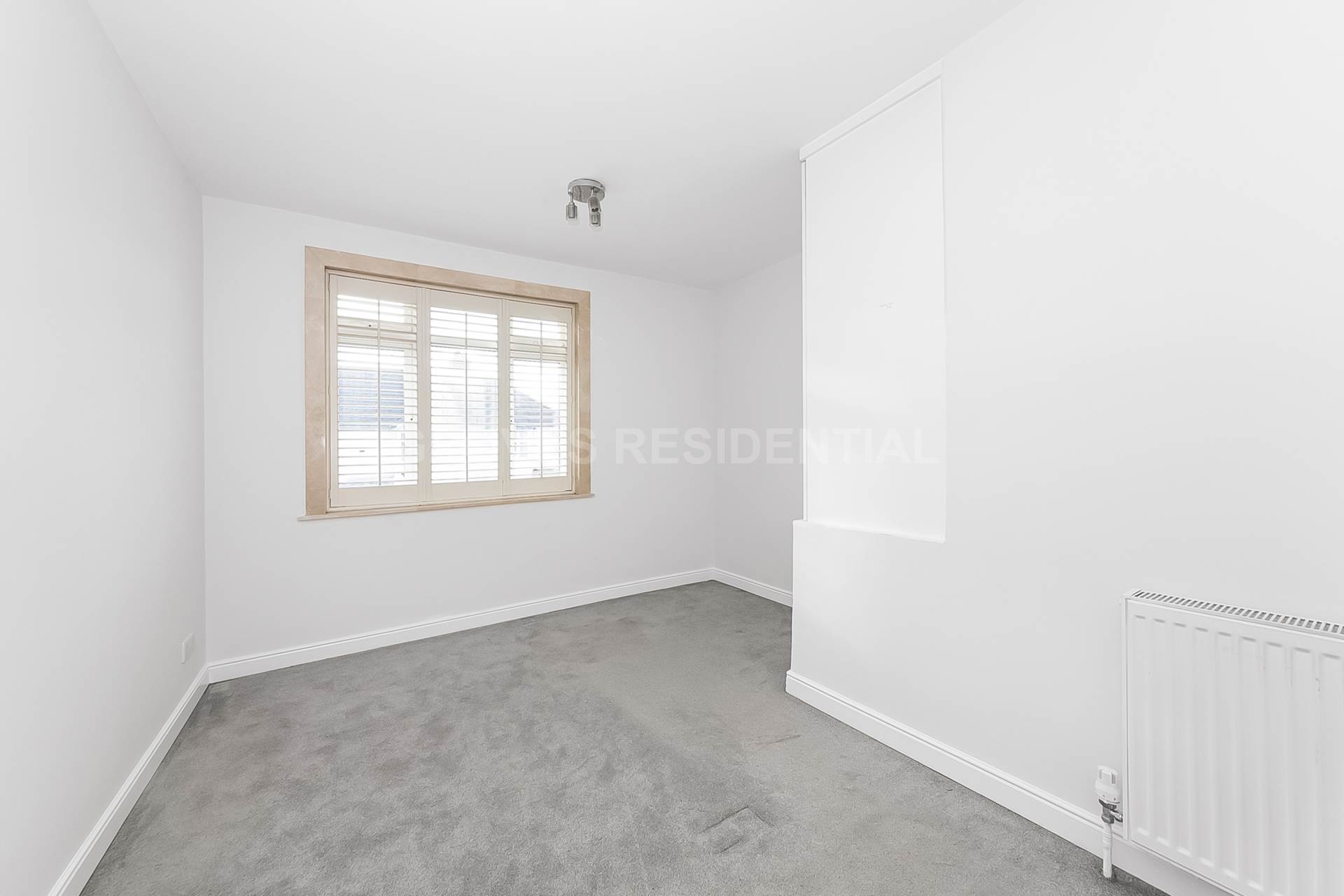 Myrtle Grove, New Malden, Image 13