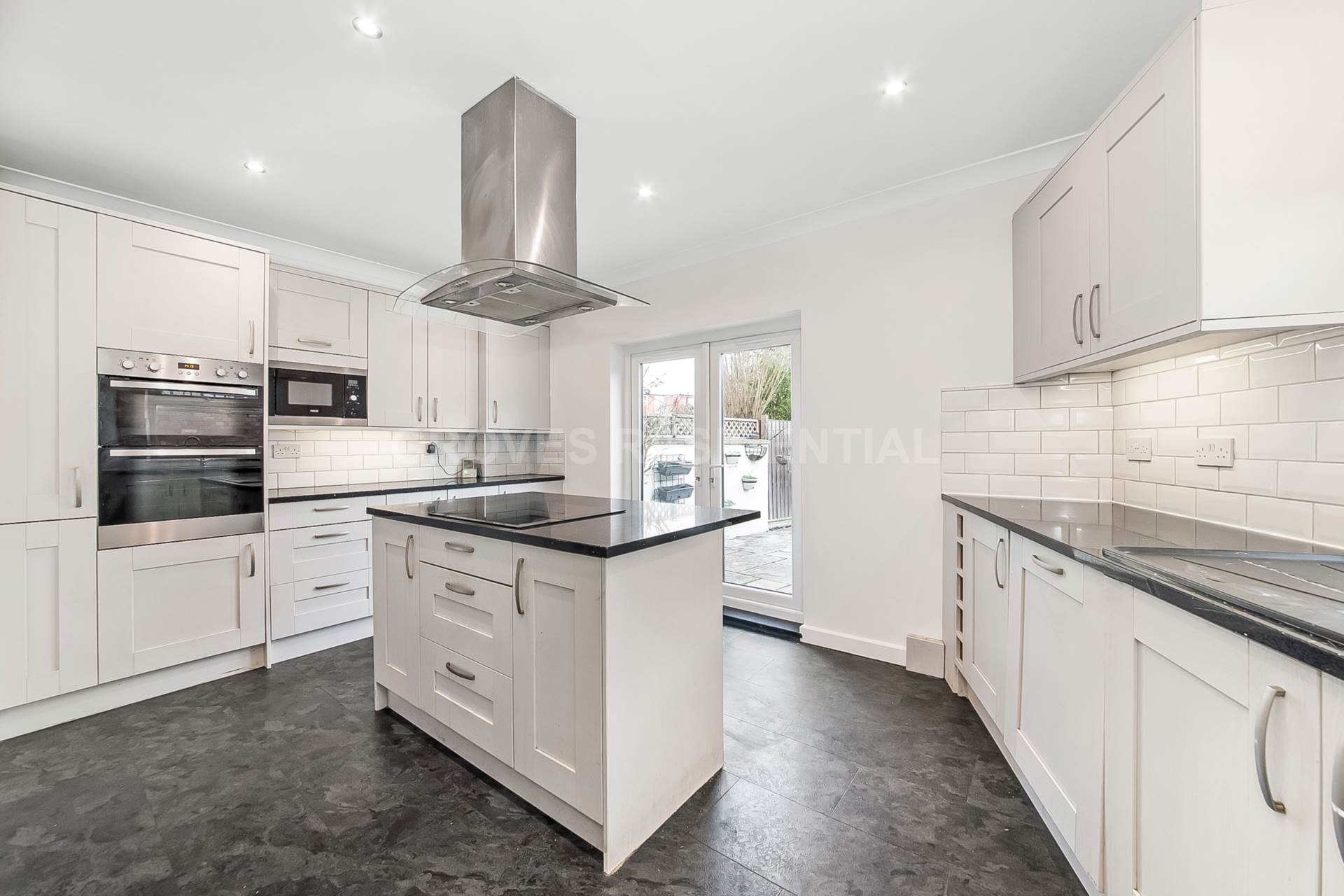 Myrtle Grove, New Malden, Image 2