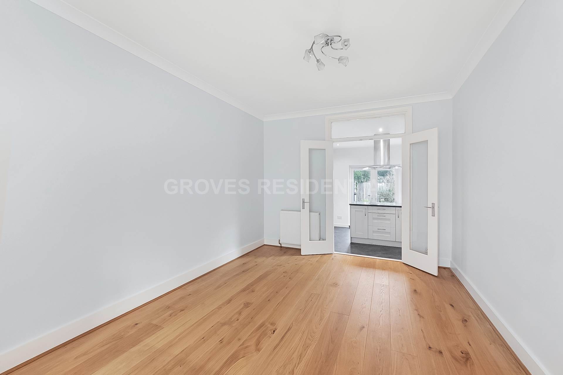 Myrtle Grove, New Malden, Image 7