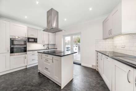 Myrtle Grove, New Malden, Image 2