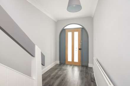 Van Dyck Avenue, New Malden, Image 6