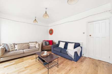 Eton Avenue, New Malden, Image 5