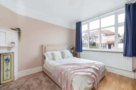 Eton Avenue, New Malden, Image 7