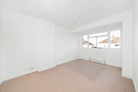 Barnsbury Close, New Malden, Image 13