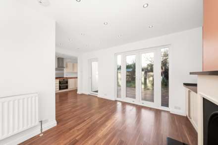 Barnsbury Close, New Malden, Image 5