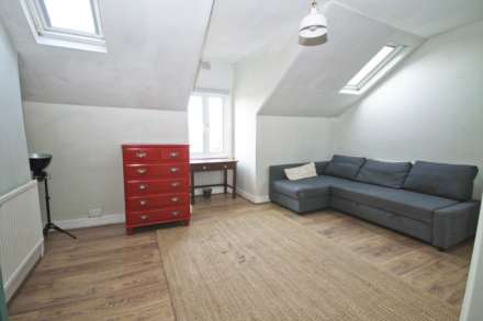 Cambridge Road, New Malden, Image 1