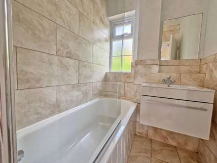 Nelson Road, New Malden, Image 9