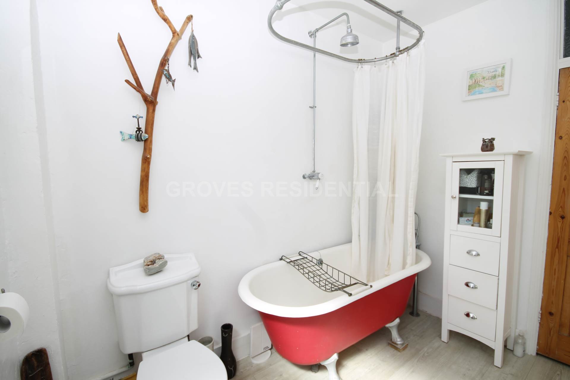 Chestnut Grove, New Malden, Image 14