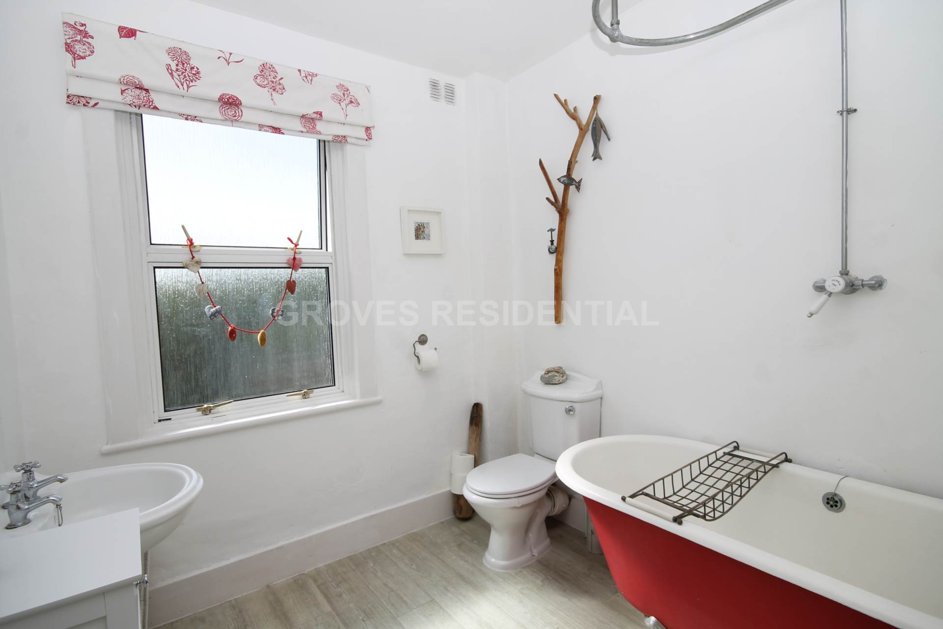 Chestnut Grove, New Malden, Image 15