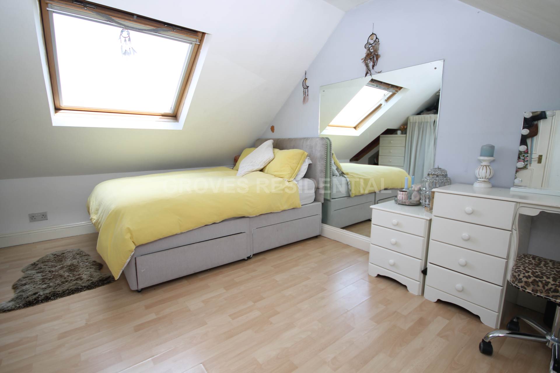 Chestnut Grove, New Malden, Image 21