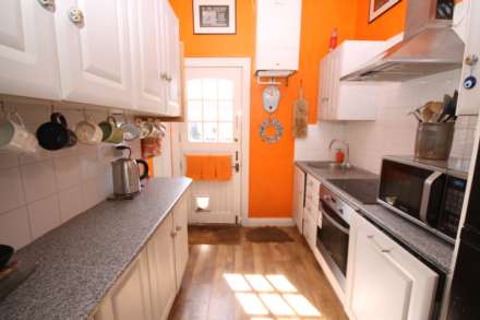 Chestnut Grove, New Malden, Image 6