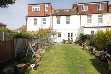 Chestnut Grove, New Malden, Image 9