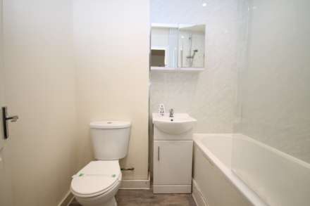 Willow Road, New Malden, Image 11