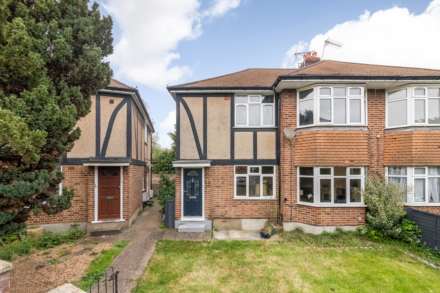 Lawn Close, New Malden, Image 1