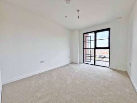 Sterling Place, Burlington Road, New Malden, Image 7