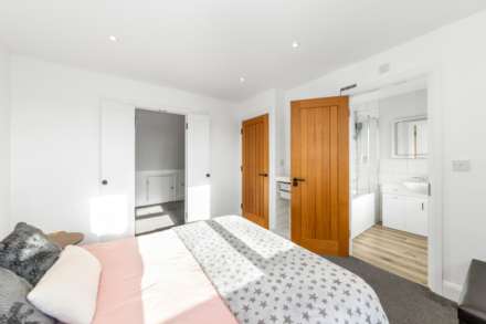 Glebe Gardens, New Malden, Image 13