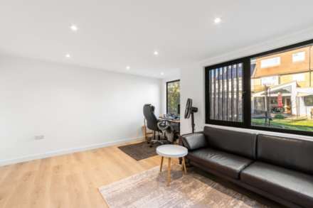 Glebe Gardens, New Malden, Image 16