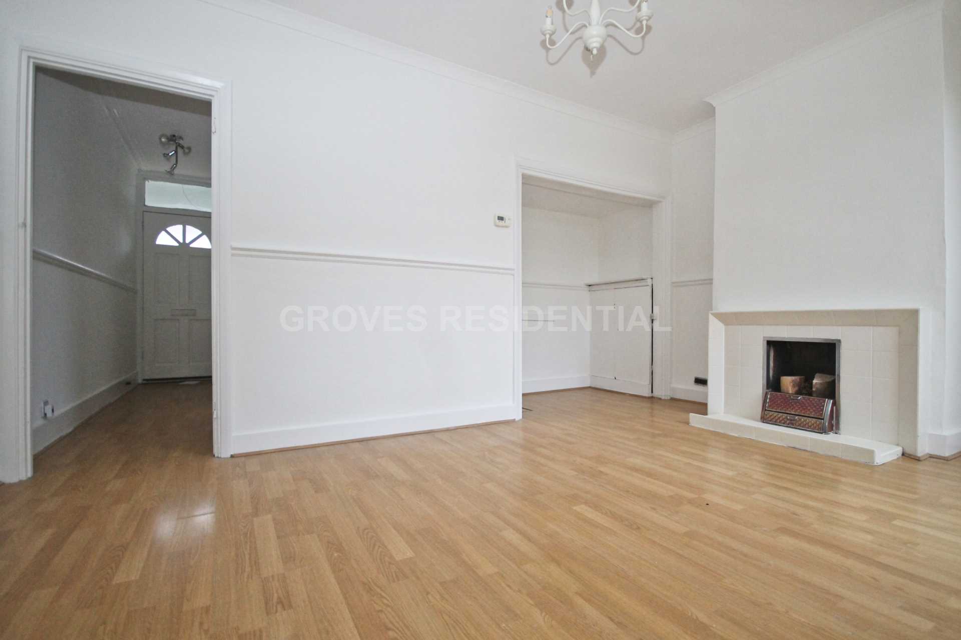 Melrose Gardens, New Malden, Image 3