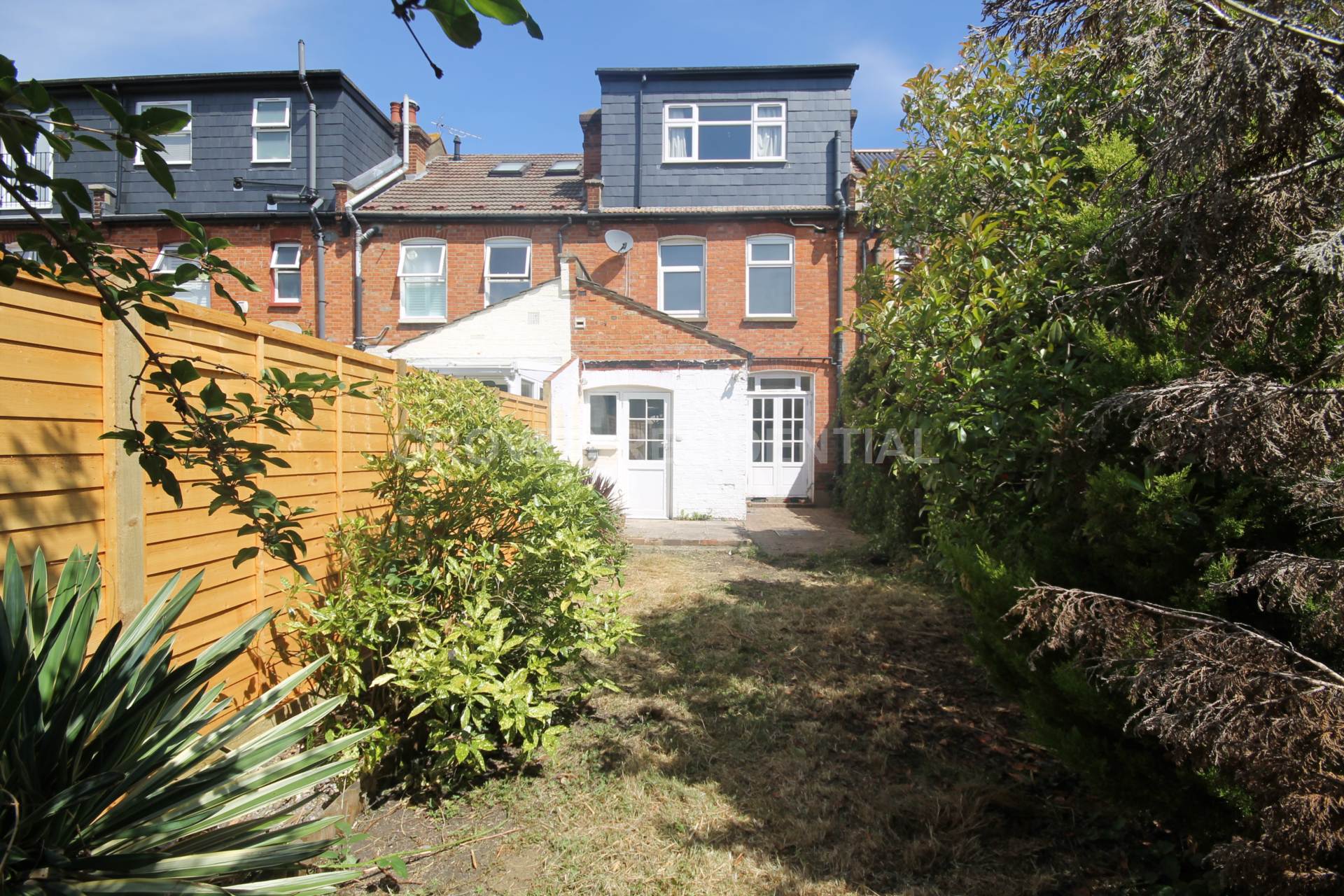 Melrose Gardens, New Malden, Image 8