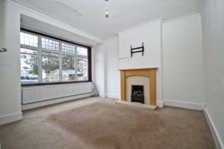 Melrose Gardens, New Malden, Image 2