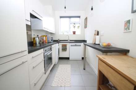 Lime Grove, New Malden, Image 3