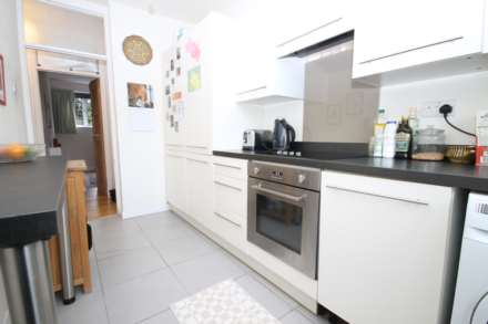 Lime Grove, New Malden, Image 4