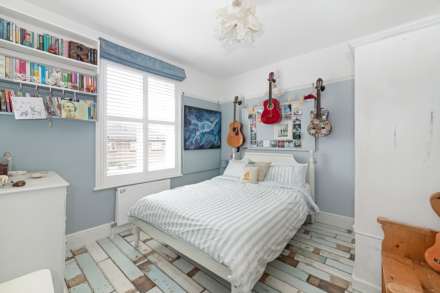 Poplar Grove, New Malden, Image 19