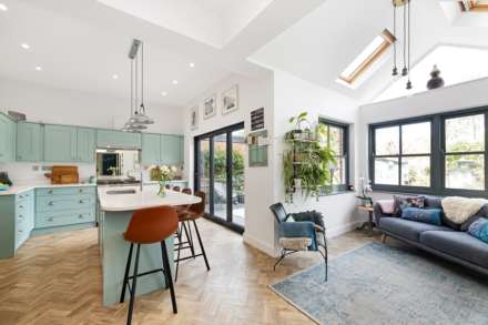 Poplar Grove, New Malden, Image 4