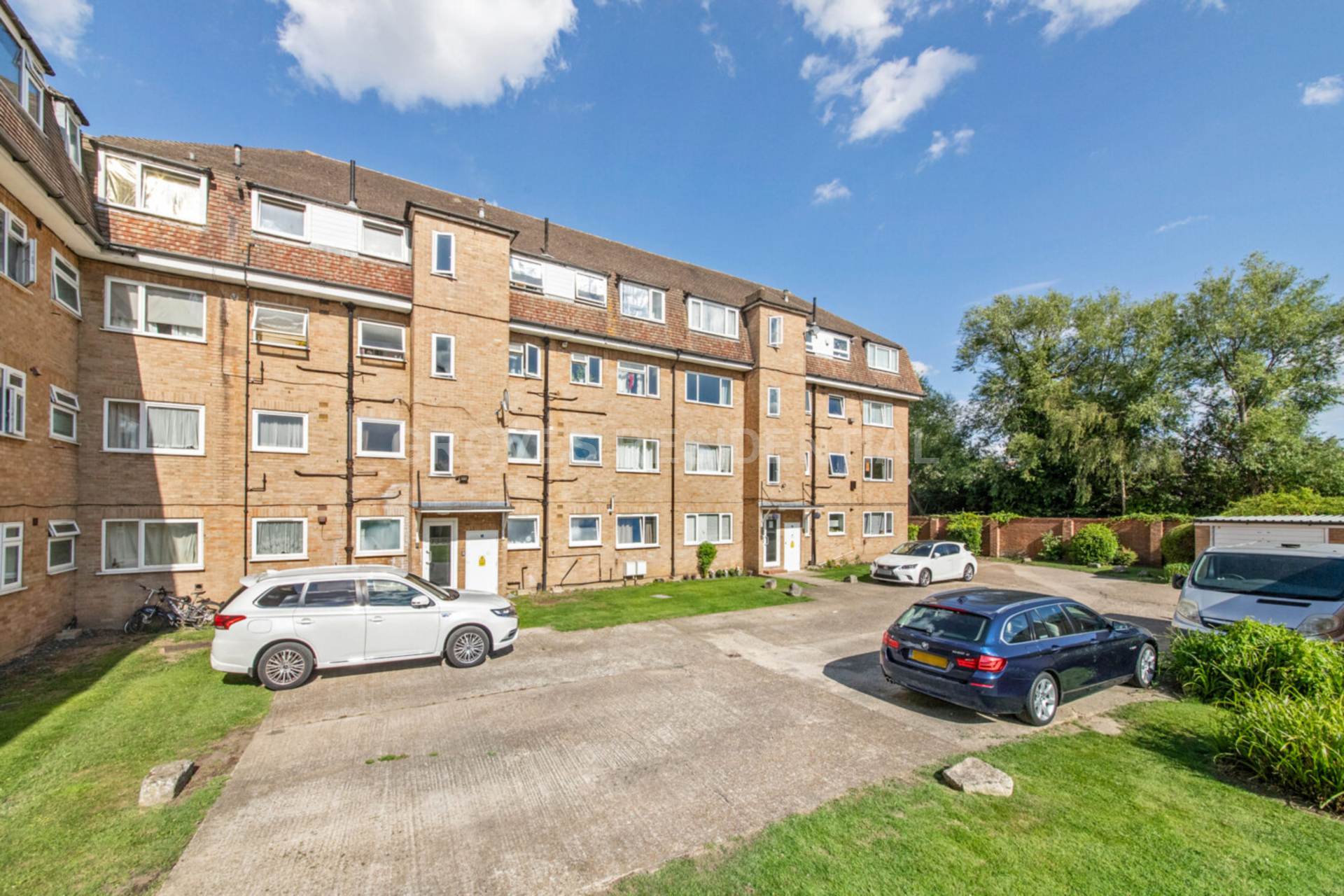 Linden Grove, New Malden, Image 13