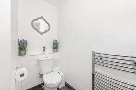 Linden Grove, New Malden, Image 11