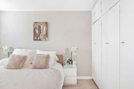 Linden Grove, New Malden, Image 7