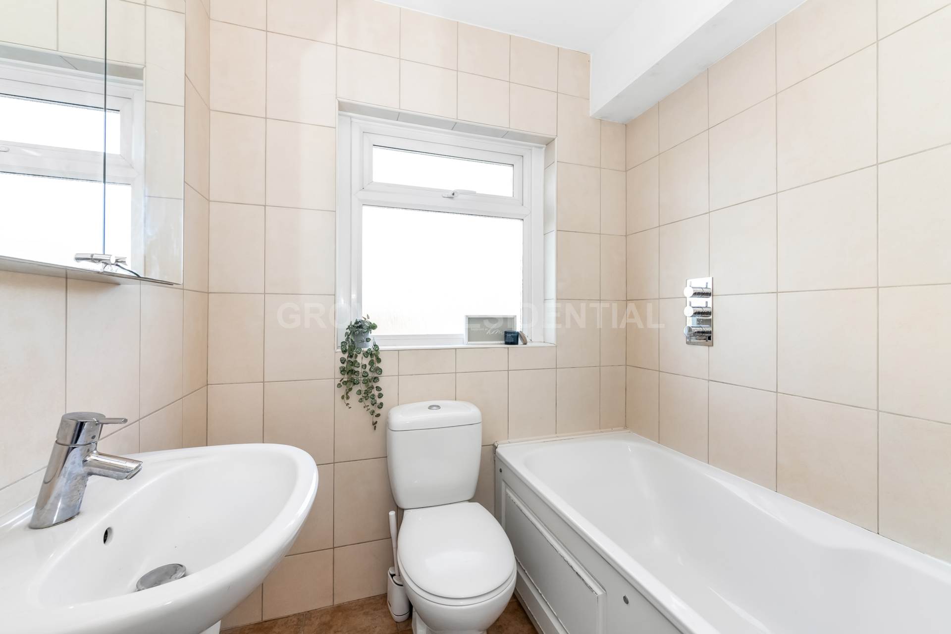 Albany Road, New Malden, Image 15