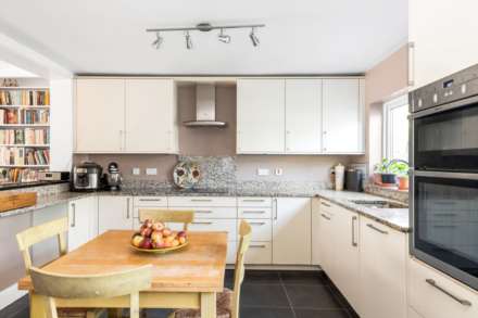 Albany Road, New Malden, Image 4