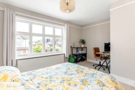 Beech Grove, New Malden, Image 10