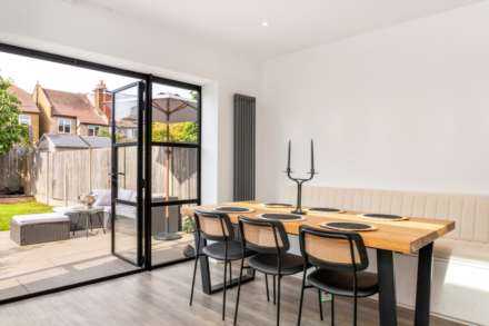 Beech Grove, New Malden, Image 4