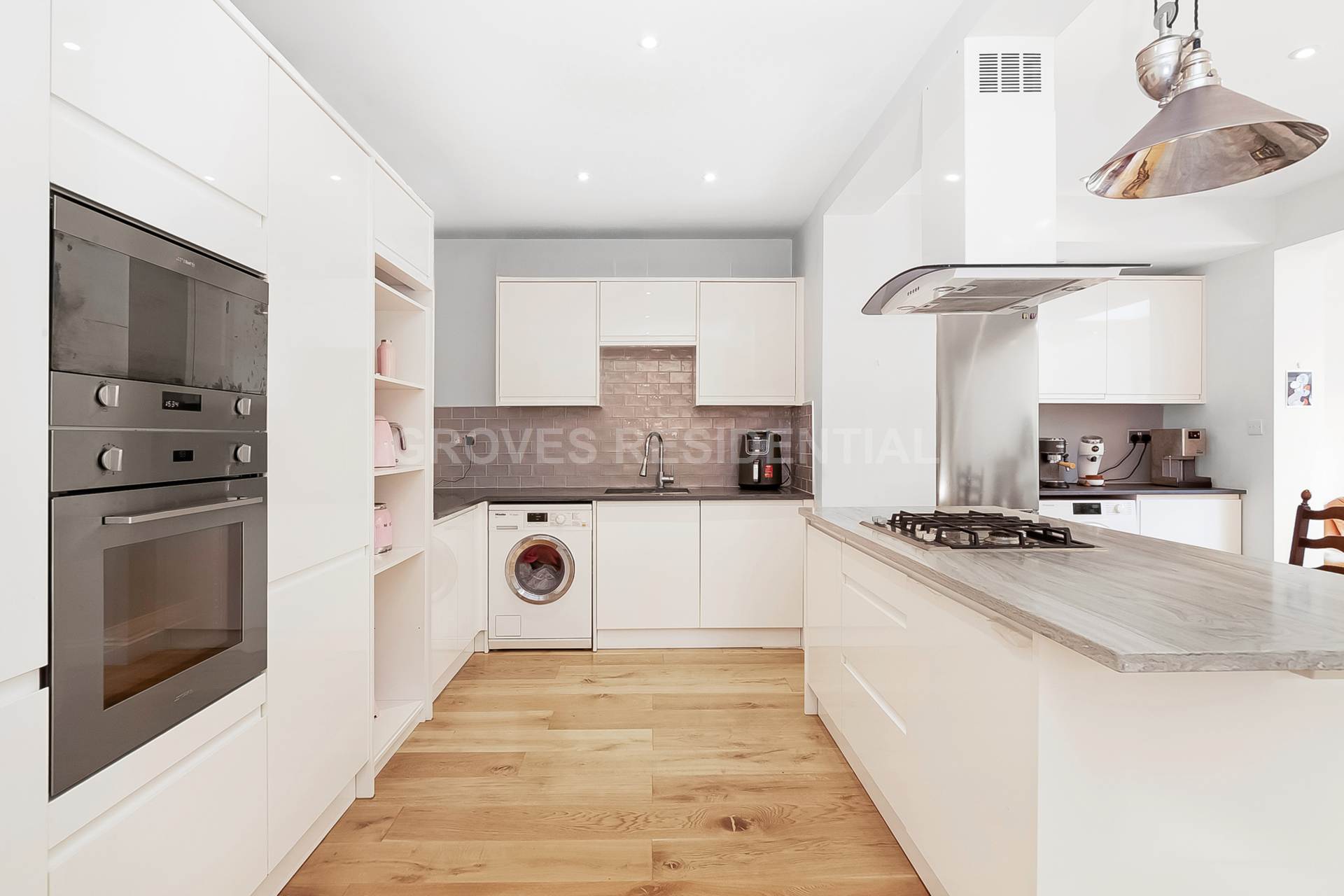 Dukes Avenue, New Malden, Image 3