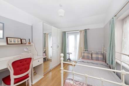 Dukes Avenue, New Malden, Image 11